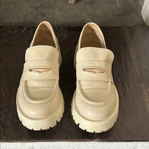 Steve Madden Cream Chunky Loafers